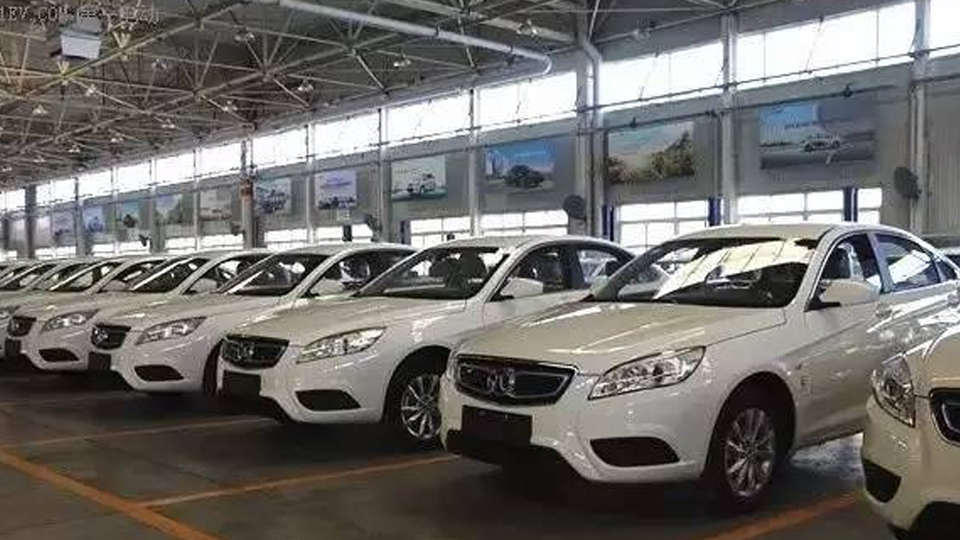 北汽集團(tuán)2016年銷(xiāo)量增15% 營(yíng)收破4000億大關(guān) （轉(zhuǎn)載自《車(chē)市紅點(diǎn)》）